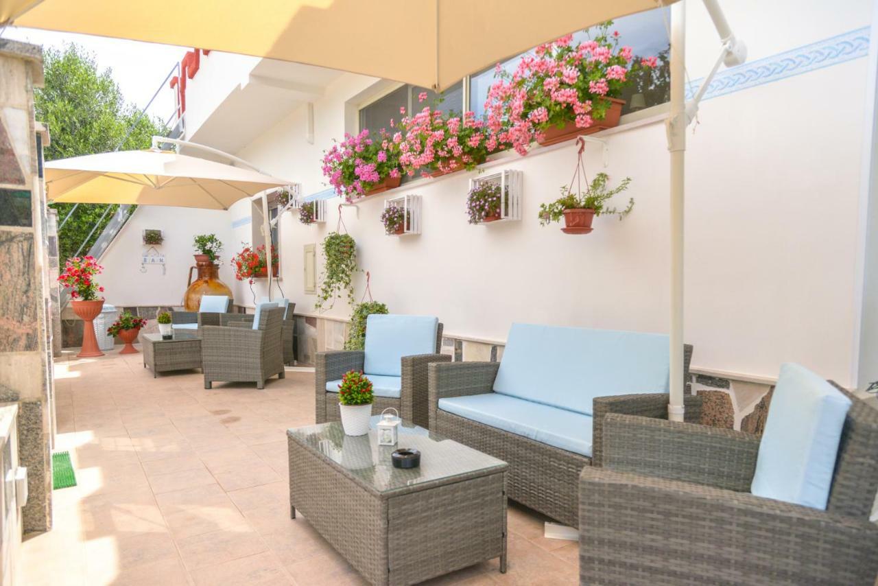 Villa Milla Monacizzo Ngoại thất bức ảnh
